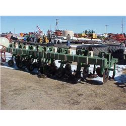 MC 6 row cultivator 7"x7" tool carrier