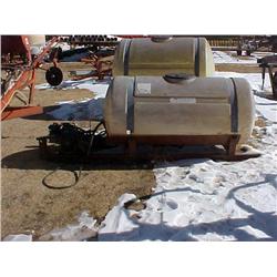 Synder 200gal spray tank w/gas engine