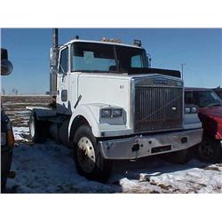 1985 VOLVO/WHITE DAY CAB SEMI TRACTOR,