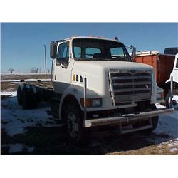 1997 FORD L700 COUISVILLE CAB & CHASSIS