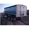 Image 3 : 1984 PETERBILT 359 TWIN-SCREW GRAIN TRUCK