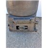Image 3 : *** Dorco Cast Iron Wood Stove w/Base - 23.5" Tall x 20" Wide x 21" Deep - CANNOT SHIP, As Is