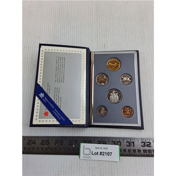 Canadian Mint Book of 1989 Canadian Coins