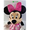 Image 2 : Large Plush Minnie Mouse