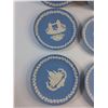Image 3 : (6) Wedgwood Decorative Christmas Plates