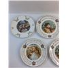 Image 2 : Royal Doulton Christmas Decorative Plates