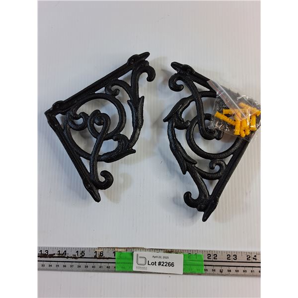 (2) Cast Iron Shelf Brackets - New