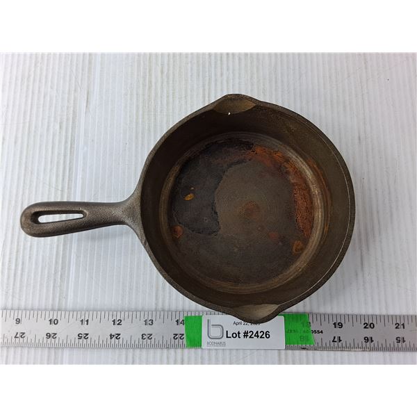 Vintage Taiwanese 6.5" Skillet