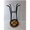 Image 2 : Metal Stool with Wooden Seat 22.75" Tall Cannot Ship