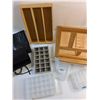Image 5 : Easel, Various Organizers and Misc