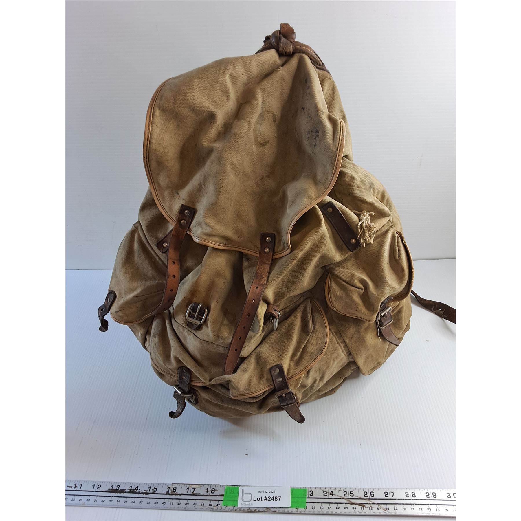 Napsack Vintage Canvas Napsack - Bodnarus Auctioneering