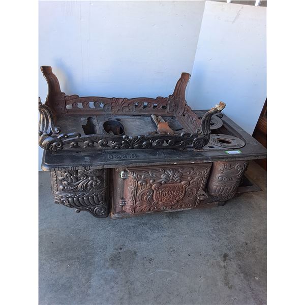 *** McClary Kitchener No. 9-2-0 Cast Iron Wood Stove - 26" x 50"  x 20" (Not Including Base) - CANNO