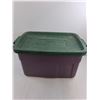 Image 4 : (2) Plastic Storage Bins with Lids - Cannot Ship!