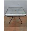Image 1 : **Glass Top Patio Table - Cannot Ship
