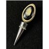Image 1 : Handcrafted Natural Horn Bottle Stopper - Made in Canada