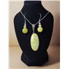 Image 1 : 25)  SET OF NATURAL LEMON JADE ELONGATED OVAL