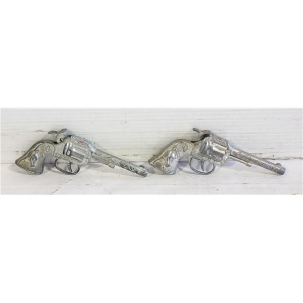 VINTAGE TOY CAP GUNS