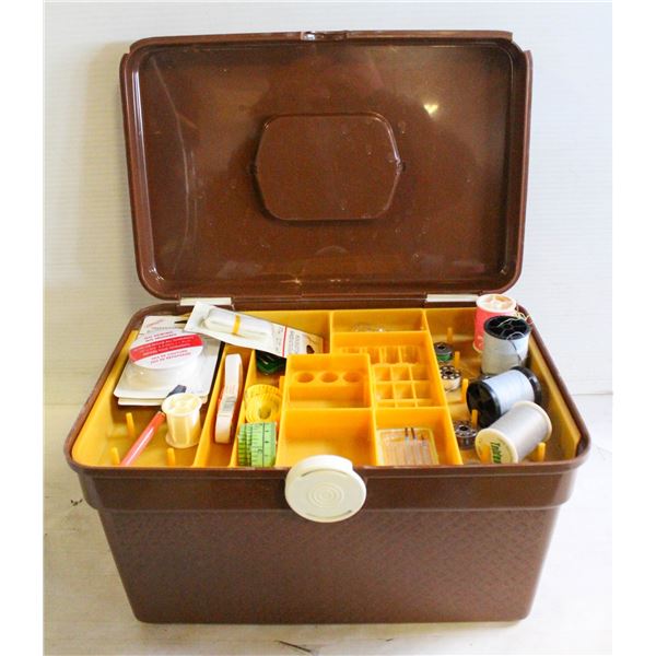 VTG SEWING BOX