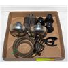 Image 1 : BOX ANTIQUE TELEPHONE PARTS