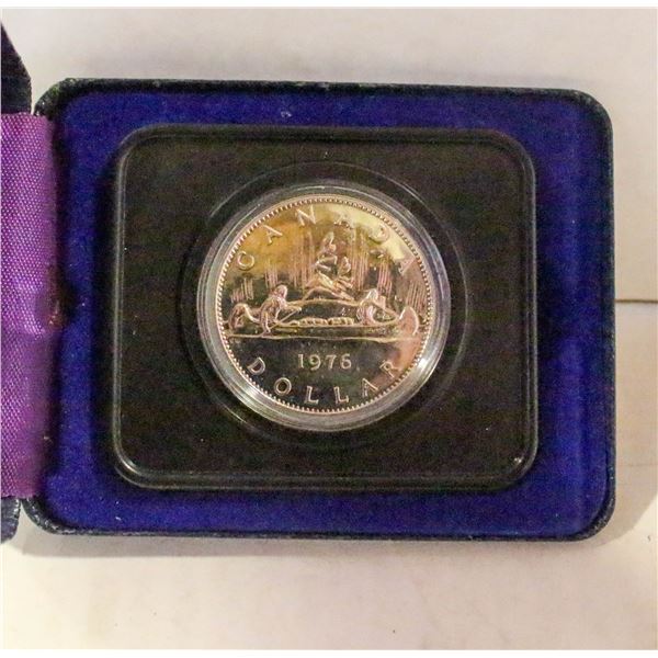 UNCIRCULATED 1976 CANADA DOLLAR VOYAGUER COIN