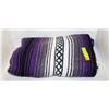 Image 1 : NAVAJO WEAVED THROW BLANKET/RUG/TAPESTRY-ESTATE