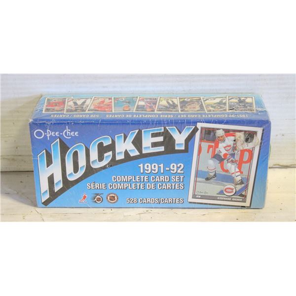 SEALED BOX OF 91/92 O-PEE-CHEE 528 CARD SET