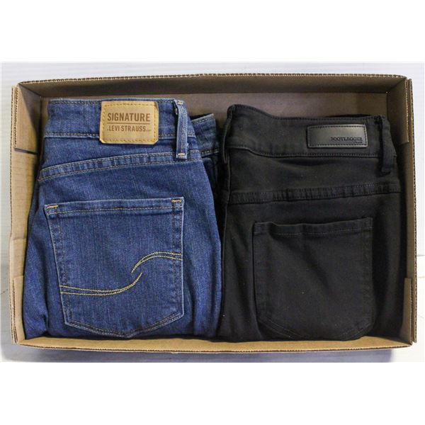 LADIES BOOTLEGGER+SIGNATURE LEVIS STRAUSS JEANS