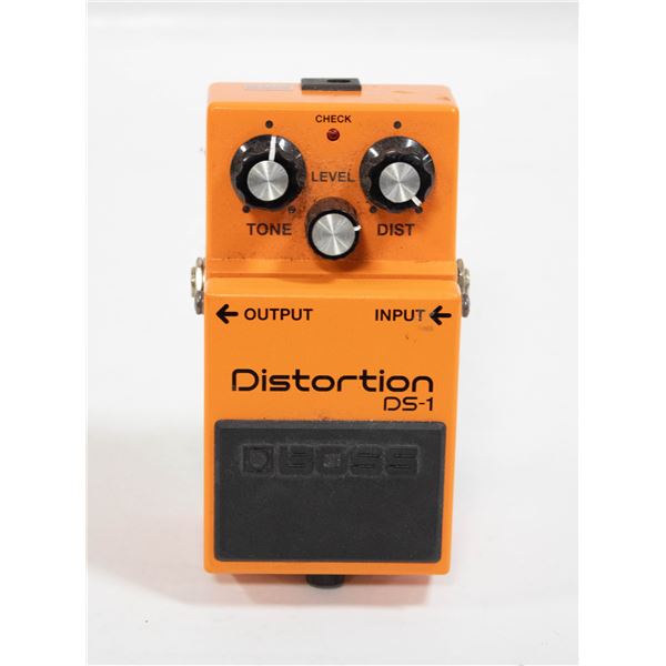 BOSS DISTORTION DS-1 GUITAR PEDAL