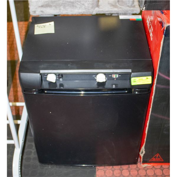 NEW TECHONMEY PROPANE RV FRIDGE DSG-40B24