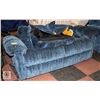 Image 1 : ESTATE BLUE FABRIC LOVESEAT 62" LONG