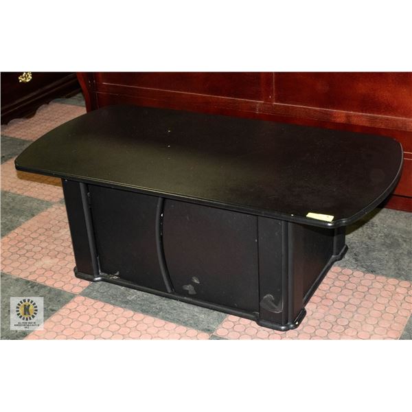 BLACK COFFEE TABLE H-16" W-24" L-47"