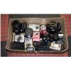 Image 1 : LARGE LOT OF NEW & VINTAGE DSLR CAMERAS
