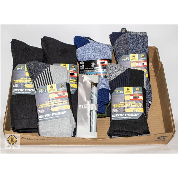 NEW 17 PAIR MENS SOCKS ASSORTMENT