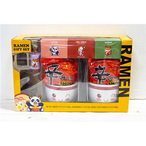 NEW RAMEN GIFT SET, INCLUDES BOWLS, SOUP MIXES &