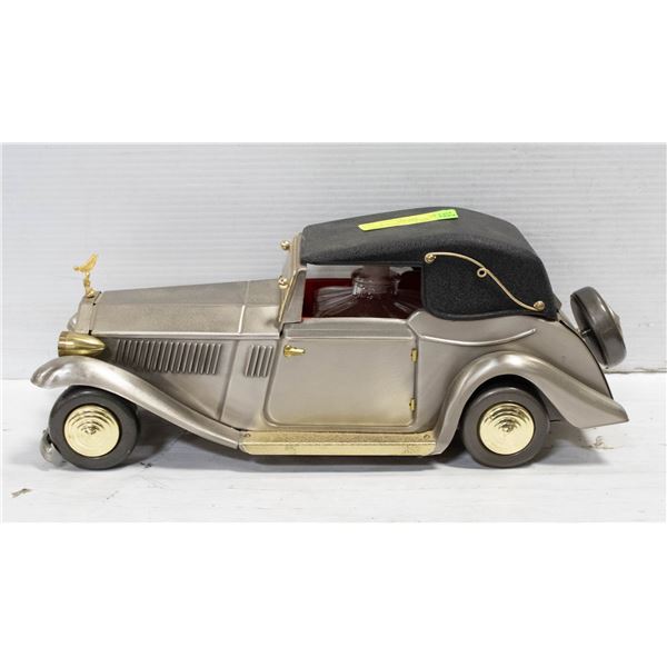 LARGE VINTAGE ROLLS ROYCE MUSICAL DECANTER CAR