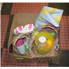 Image 1 : BOX OF EASTER DECORATIONS, BASKETS AND
