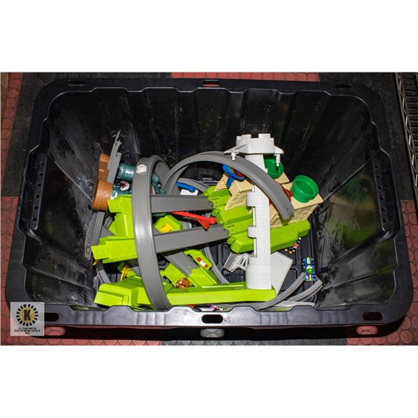 MARIO HW TRACK IN TOTE UNASSEMBLED