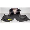 Image 1 : MENS BLACK LEATHER VEST SIZE MED-ESTATE