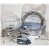 Image 1 : 3 6FT STAINLESS STEEL APPLIANCE HOSES