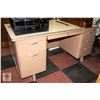 Image 1 : HEAVY DUTY METAL DESK H-30" W-31" L-60.5"