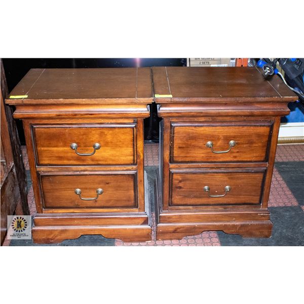 2 MATCHING END TABLES 17" X 22.5" X 28"