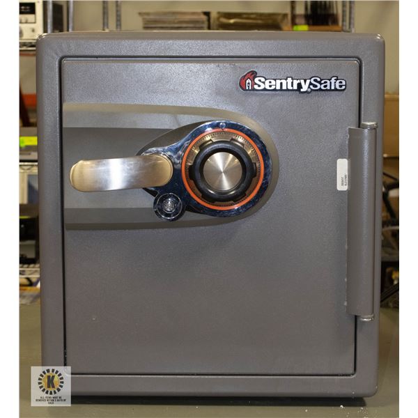 SENTRY SAFE FIRE RESISTANT DIAL SAFE W COMBINATION