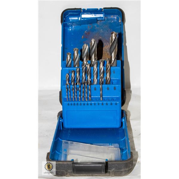 ASSORTED MASTERCRAFT DRILL BITS