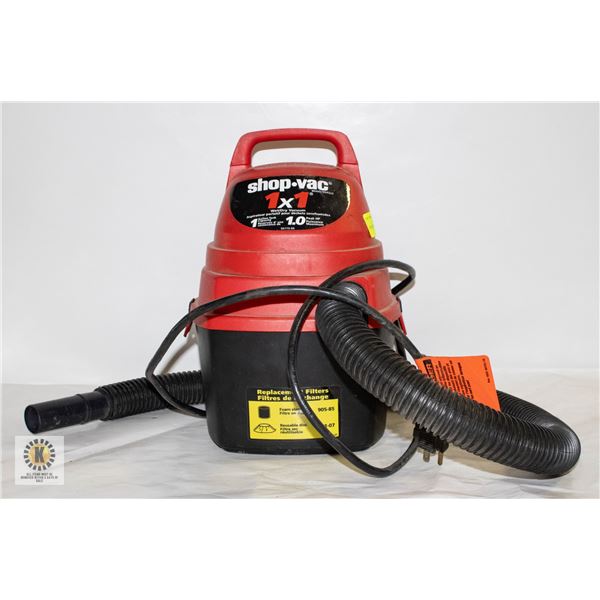 WET/DRY 1 GALLON SHOP VAC