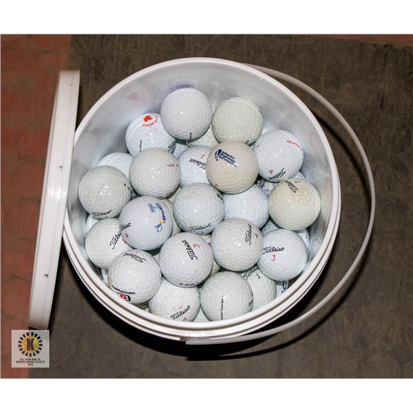 BUCKET TITLEIST RECLAIMED GOLF BALLS 5DZ