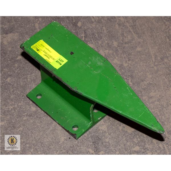 HANDMADE GREEN ANVIL
