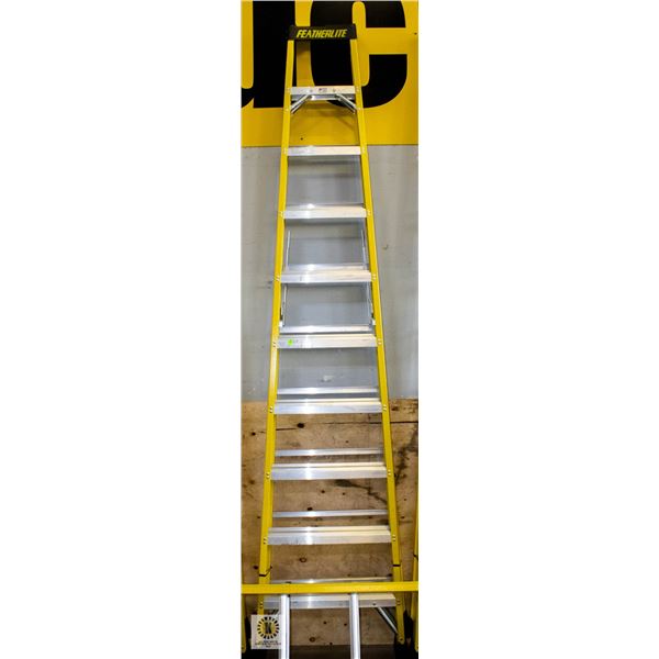 BRAND NEW FEATHERLITE LADDER 10FT