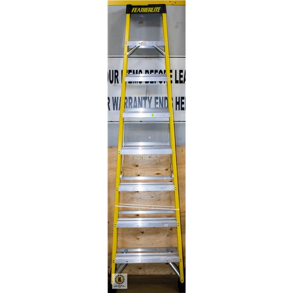 BRAND NEW FEATHERLITE LADDER 8FT