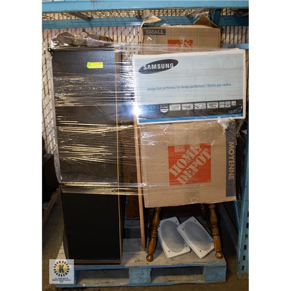 PALLET OF ESTATE INCLUDES CONSOLE, CHAIR AND MORE