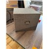 Image 2 : Storage box
